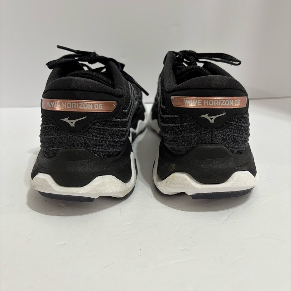 Mizuno Women's Black and Silver Athletic Shoes - Picture 4 of 6
